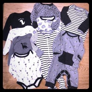 0-3mo bundle-5 long sleeve sleepers & 4 onesies